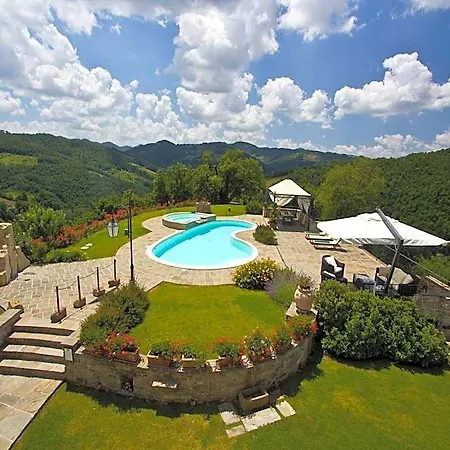 Belvilla By Oyo La Rocca Autunno Hotel 3*